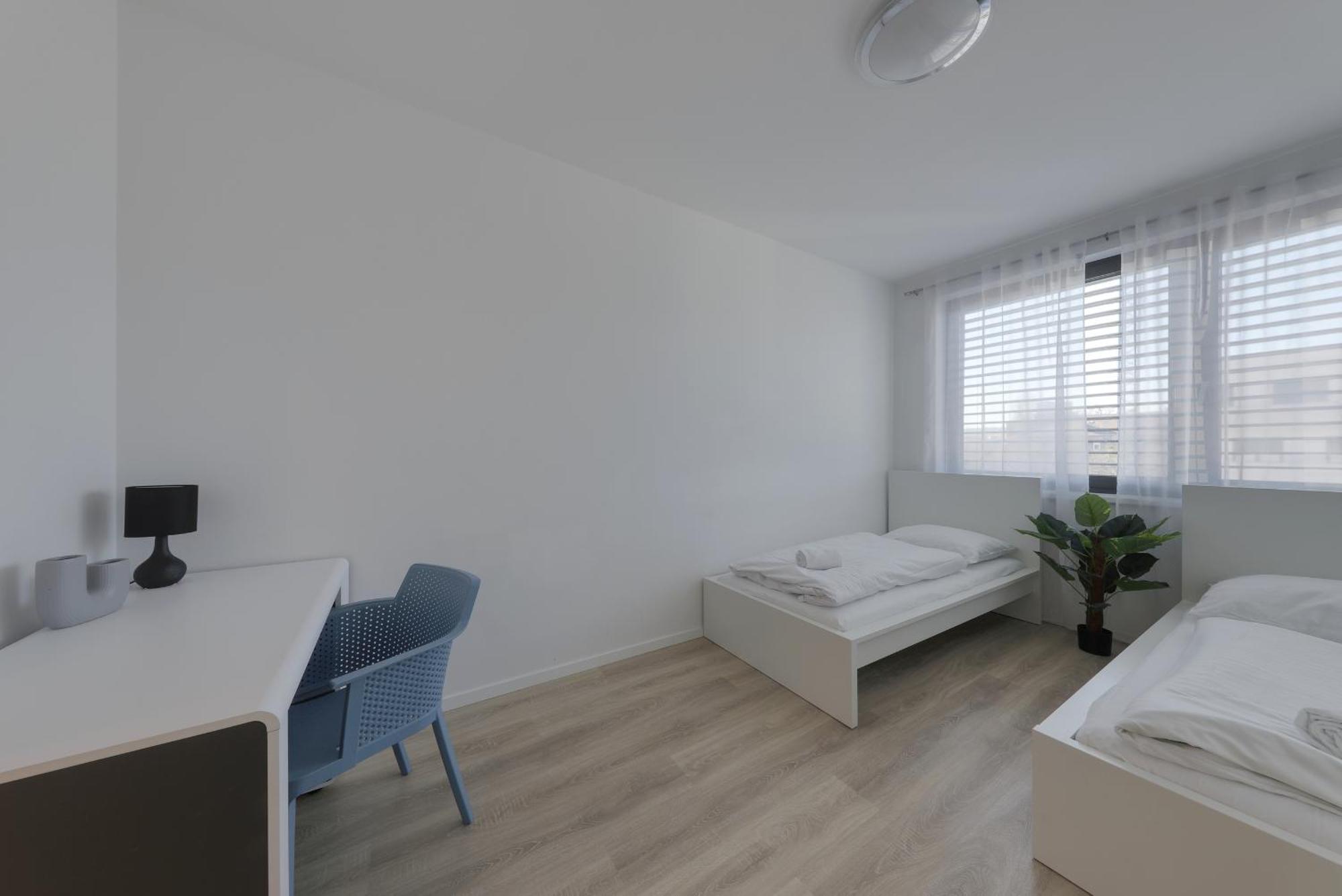 Bazova Apartment With Free Parking Братислава Екстериор снимка
